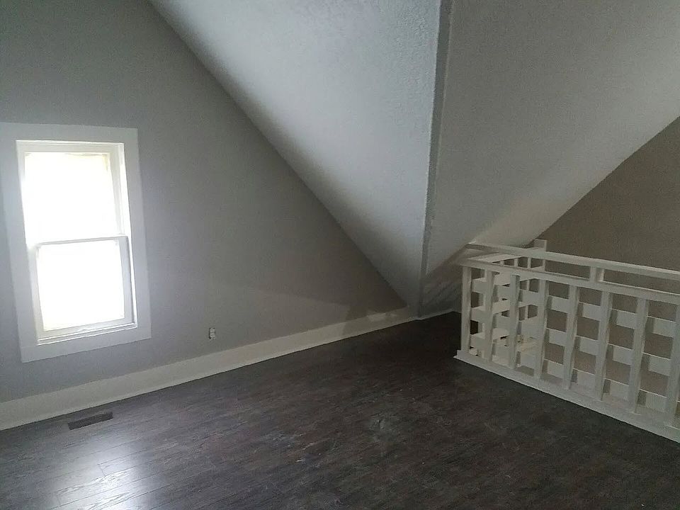 Step into this charming space at LS Capital Group, featuring unique architectural angles and abundant natural light. Ideal for personal touches, this room offers comfort and potential. Don't miss your chanceAAAaAAaAschedule a tour today!