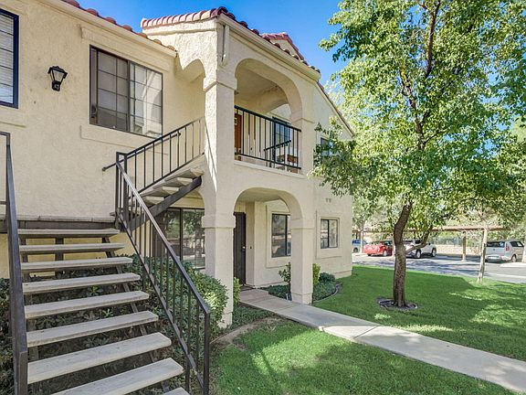 2nd image of 2554 Olive Dr APT 91