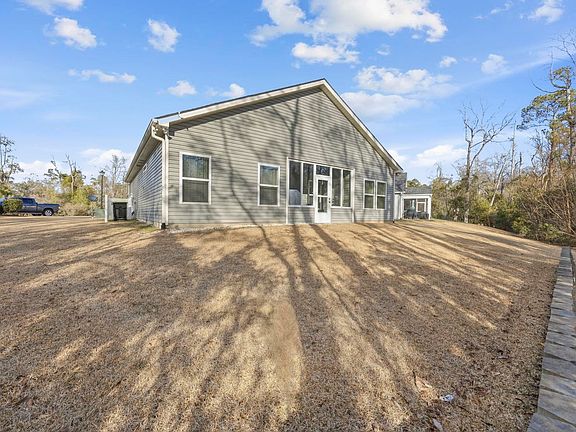 2nd image of 325 Brighton Pl.