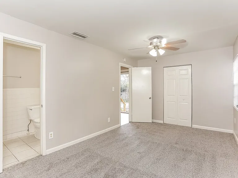 914 Allison St — Photo 11