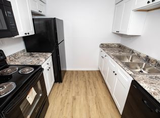 Grand Vision Apartments on 33rd, Cedar Rapids, IA 52404