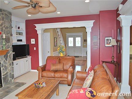 Inviting Family room (gas stone fireplace)