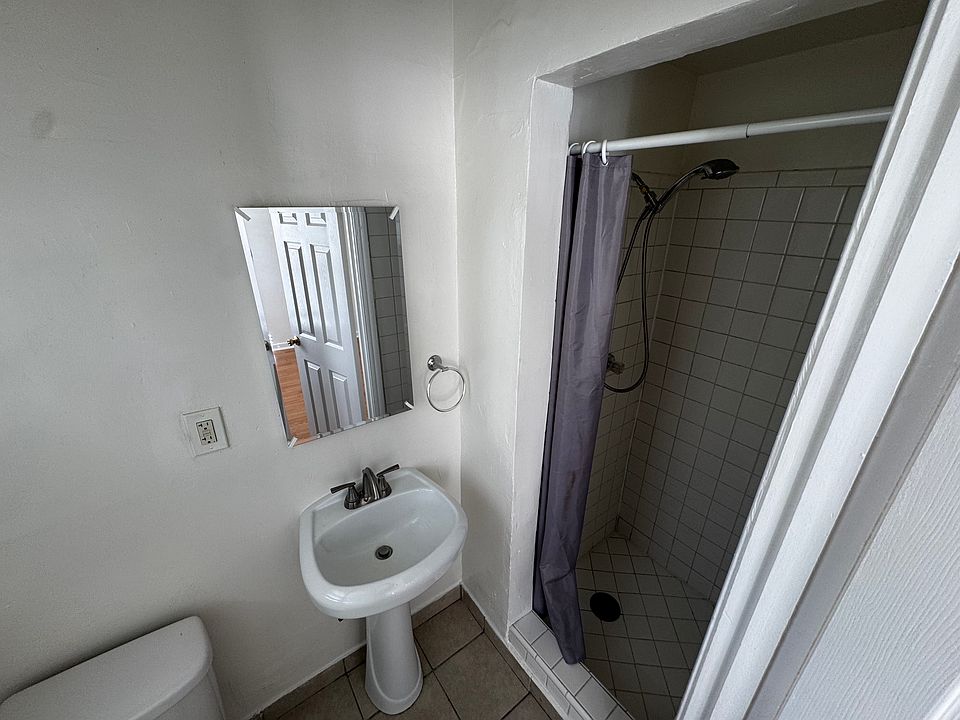 2nd image of 5636 La Mirada Ave #3364295bf