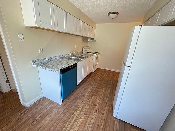 4th image of 814 E Princeton Ave