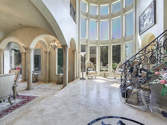 5th image of 5683 Buena Vista Dr