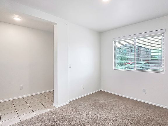 4th image of 8562 S 253rd Ave