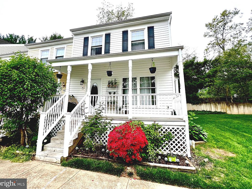 1st image of 301 Powhatan Ct #96