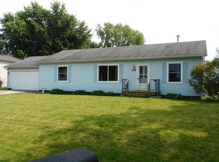 12215 Jacob Ave, Hebron, IL 60034