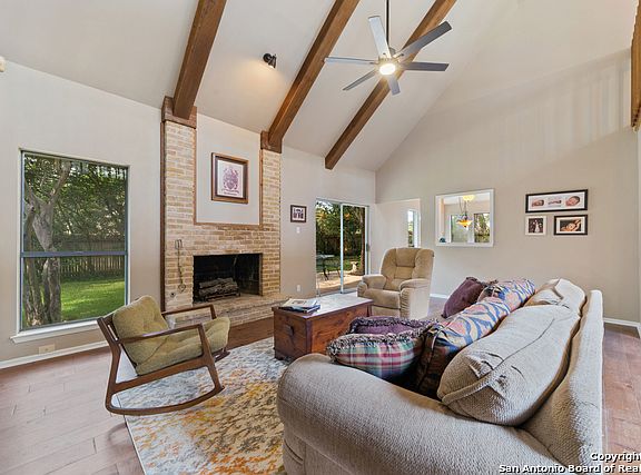 4th image of 2611 Turkey Oak St