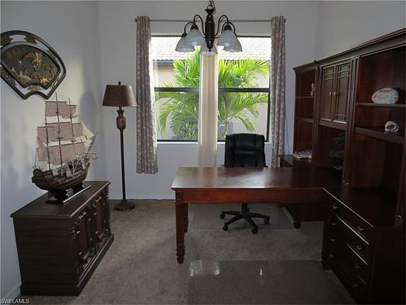 4th image of 14701 Laguna Dr