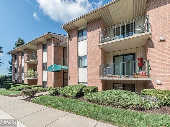 4th image of 1106 Lisadale Cir APT 1A