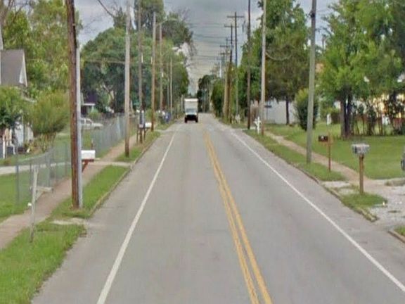 4th image of 2514 Dodson Ave