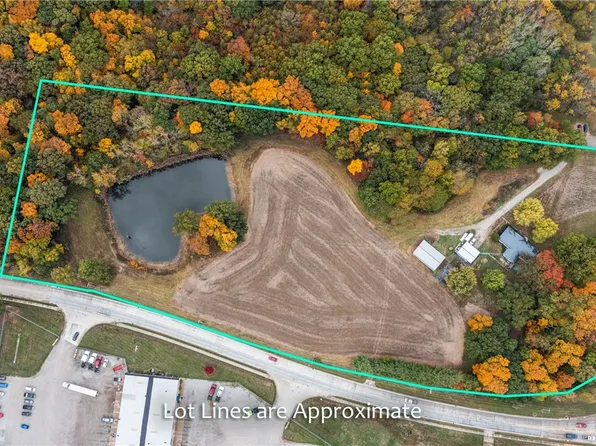 2001 W Evergreen Ave, Effingham, IL 62401
