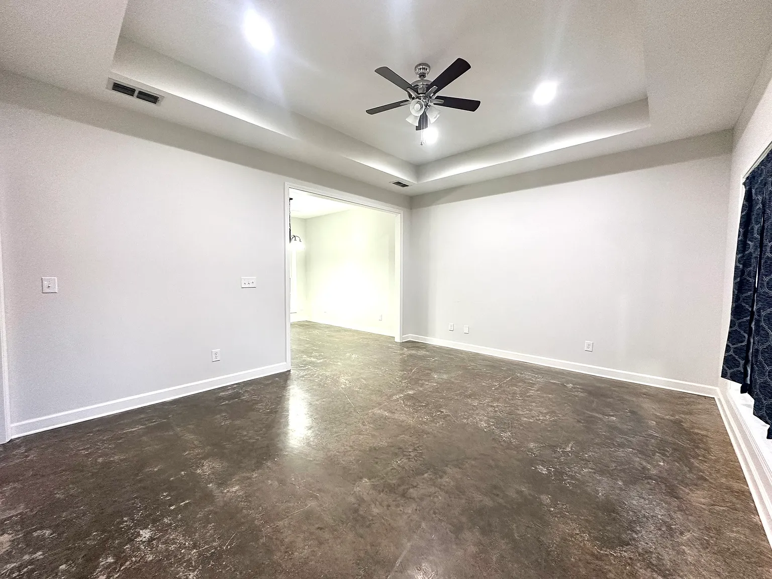 2 bed, $1,250 — Photo 3