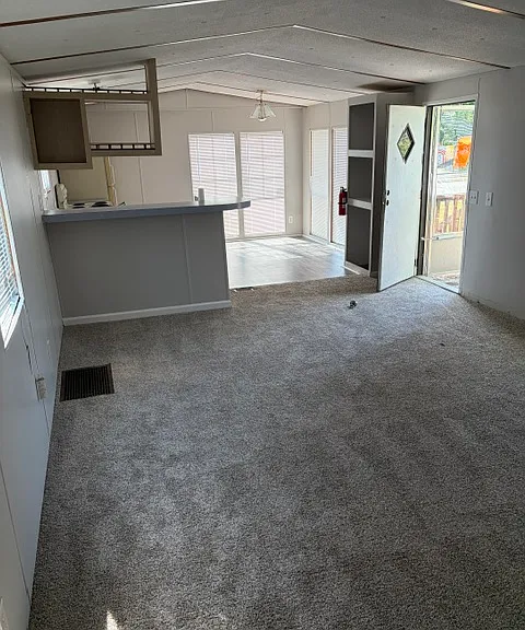 115 Kaschwitna Ct — Photo 4