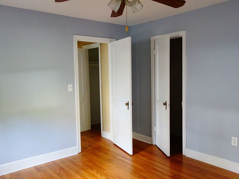 8206 Greenwood Ave — Photo 39