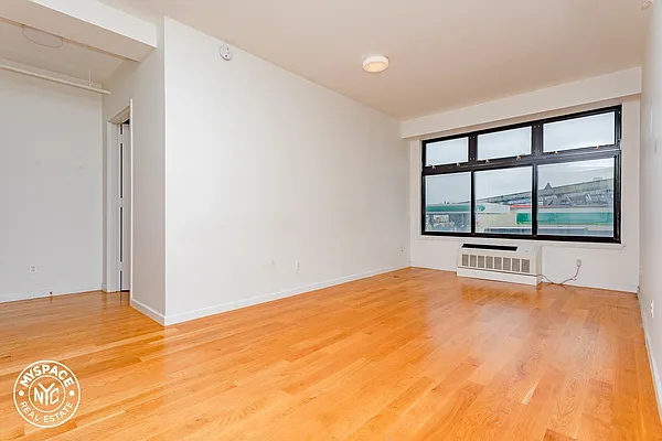 Rented by MySpaceNYC | media 26
