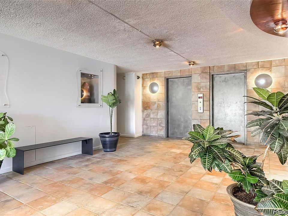 1st image of 909 Logan St #6E