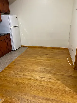 Rented by Winzone Realty Inc | media 9