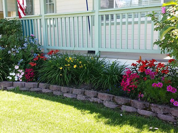 Front Flower Bed Perennials