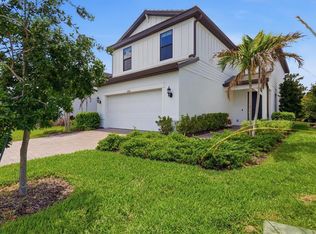 6126 Bluestar Ct, Lakewood Ranch, FL 34211