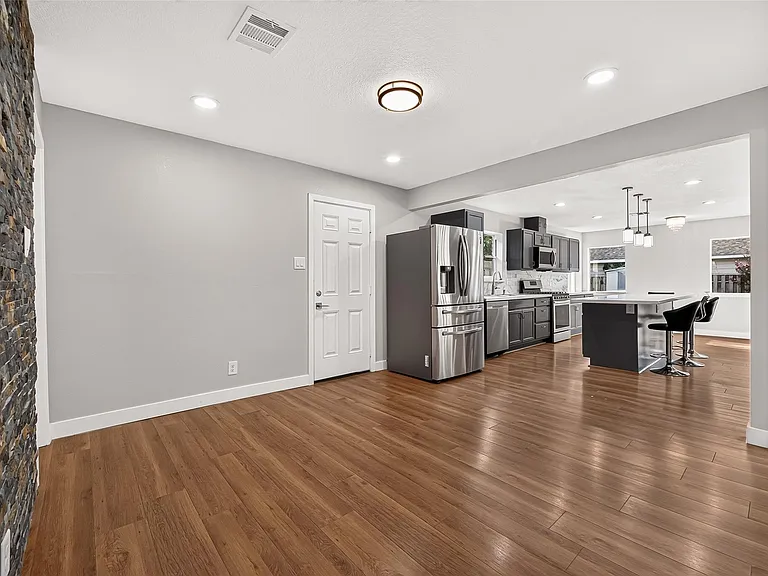 12930 Kimberley Ln — Photo 10