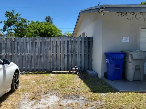 3700 NE 13th Ter #1, Pompano Beach, FL 33064