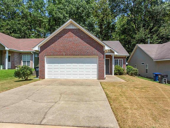 3rd image of 9426 Brook Forest Cir