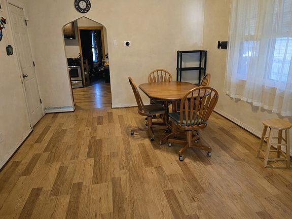 3rd image of 14321 S McKinley Ave