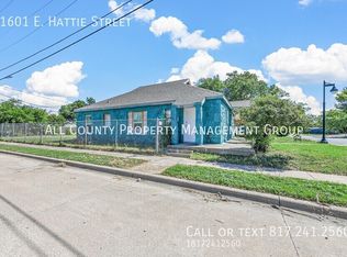1601 E Hattie St, Fort Worth, TX 76104