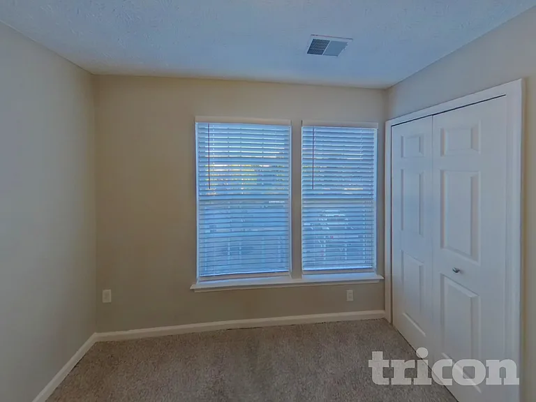 9845 Bayline Cir — Photo 13