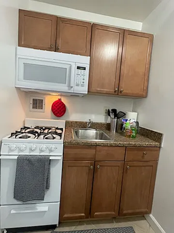 1011 Arlington Blvd #914 — Photo 8