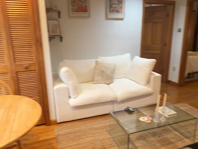 5 Margaret St #4 — Photo 7