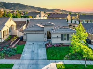 1316 Clasico Dr, Tehachapi, CA 93561