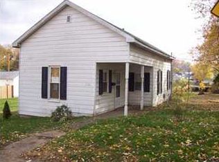 106 Graham St, Washington, IN 47501