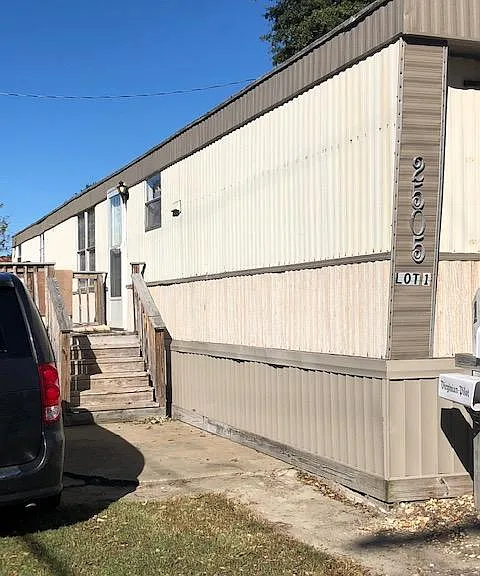 2505 Gilmerton Rd #1 — Photo 2