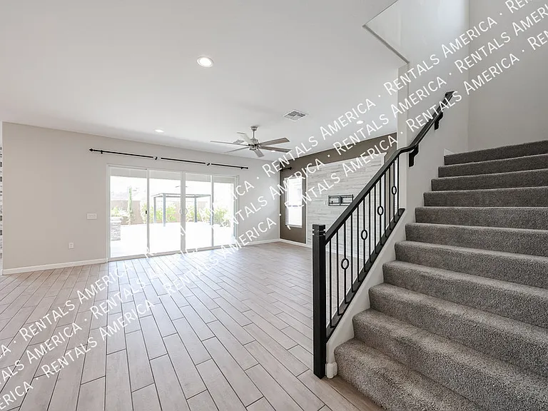 1829 E Saguaro Park Ln — Photo 15