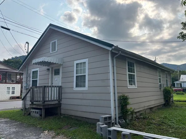 306 3rd St, Pineville, KY 40977