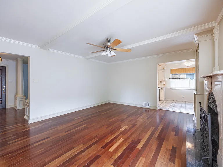 1404 Seminole Dr — Photo 10