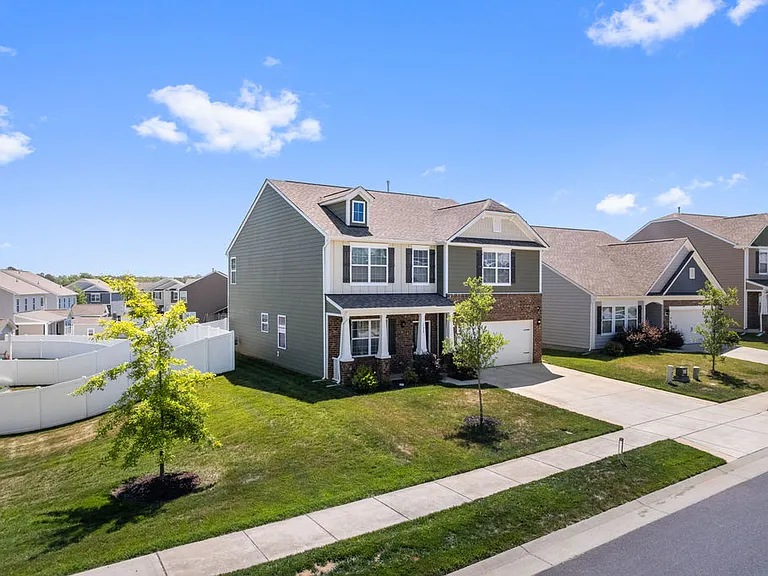 128 Neill Estate Ln — Photo 2