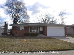 42306 Mendel Dr, Sterling Heights, MI 48313