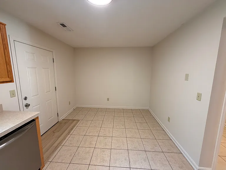 7024 Autumn Dr #7024 — Photo 3