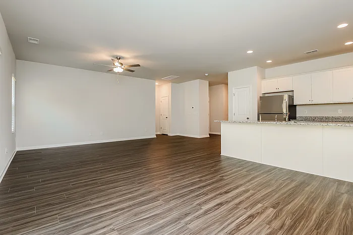 257 Clydesdale Cir — Photo 5
