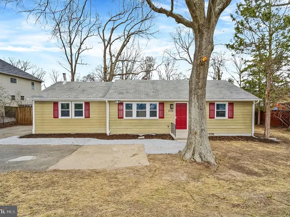 7120 Beulah St, Alexandria, VA 22315