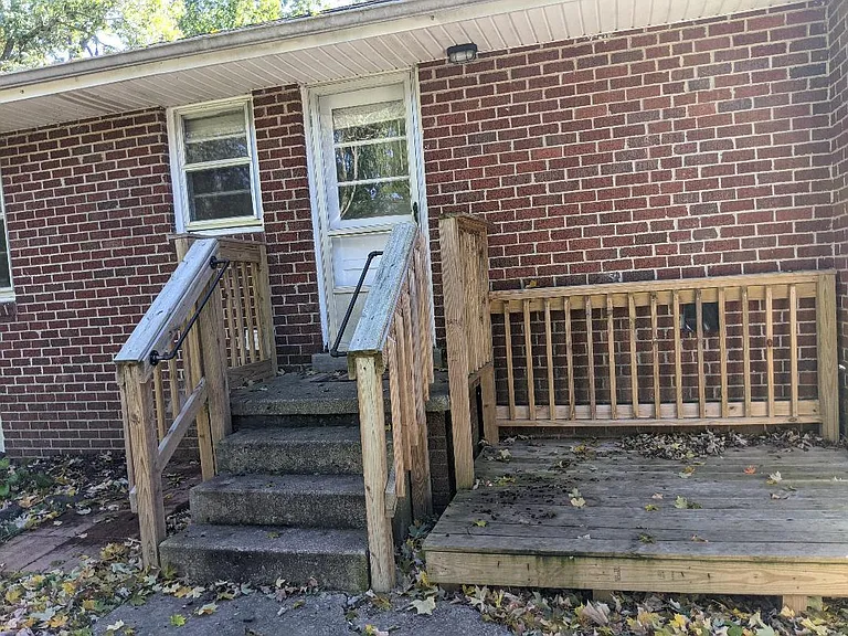 205 Lafayette St — Photo 9