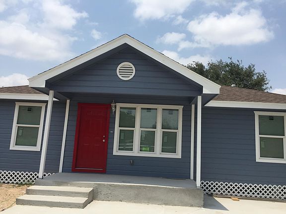 3rd image of 4312 Royal Palm St