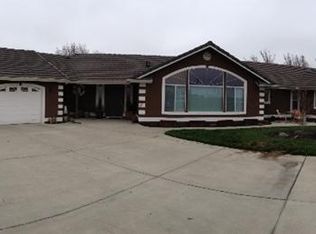 5700 E Nebraska Ave, Selma, CA 93662