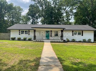 2216 Shancey Ln, Atlanta, GA 30349