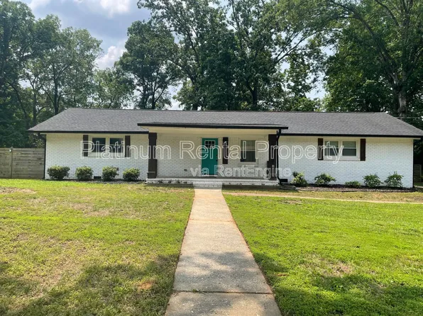 2216 Shancey Ln, Atlanta, GA 30349