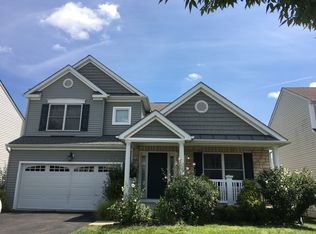 8824 Emerald Hill Dr, Lewis Center, OH 43035